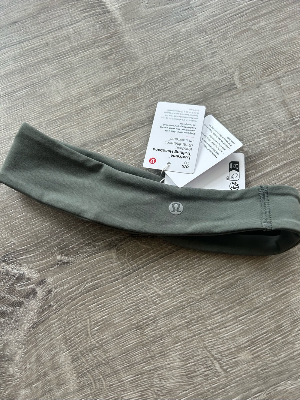 NWT. Lululemon Athletica Luxtreme Training Headband - sage green / OS